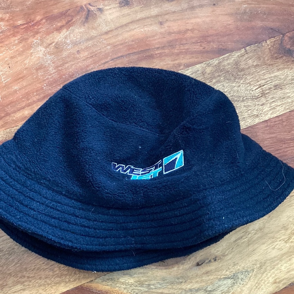 WESTJET AIRLINES WJA WS blue fleece bucket hat lined embroidered